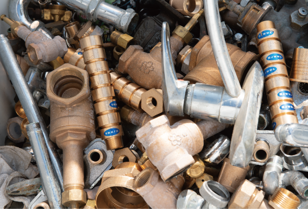 蛇口や楽器などに使用している合金（込み真鍮付物有）