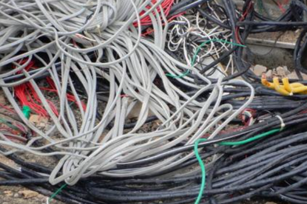 家電製品・通信電線の電線（雑電線）